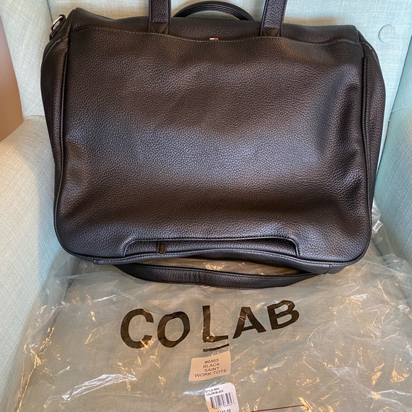 A new CoLab travel bag. - Picture 8 of 10